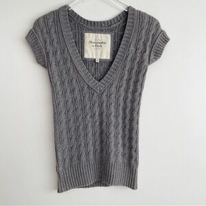 Y2K Abercrombie and Fitch Cable knit Short Sleeve Sweater V Neck 2000s Long S